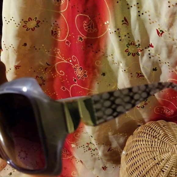 Vintage Gray Square Frame Sunglasses - Picture 6 of 8